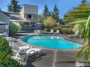 2534 S 317th Street 103, Federal Way WA 98003