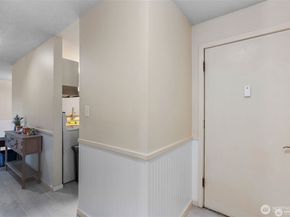 2534 S 317th Street 103, Federal Way WA 98003