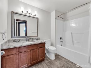 109 161st Place SE, Bothell WA 98012