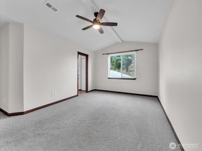 109 161st Place SE, Bothell WA 98012