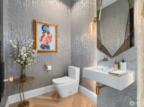 362 Ward Street, Seattle WA 98109