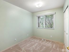 9738 Sea Isle Lane NW, Silverdale WA 98383