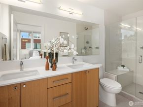 119 A 18th Avenue E, Seattle WA 98122