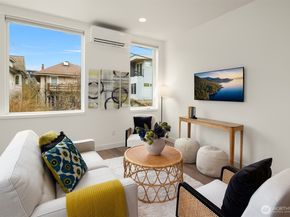 119 A 18th Avenue E, Seattle WA 98122