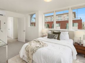 119 A 18th Avenue E, Seattle WA 98122