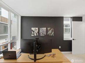 909 Hiawatha Place S C, Seattle WA 98144