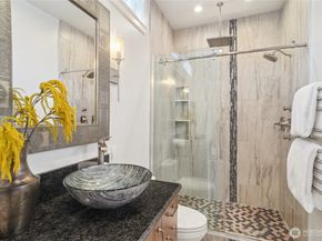 1420 N 50th Street, Seattle WA 98103