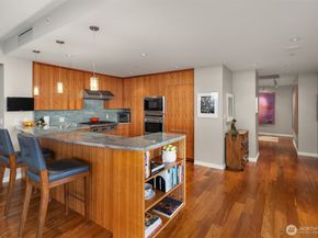 10700 NE 4th Street 3016, Bellevue WA 98004