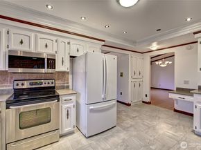 5008 169th Street SE, Bothell WA 98012