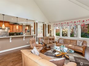 1028 10th Street, Mukilteo WA 98275