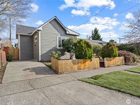 5526 20th Avenue S, Seattle WA 98108