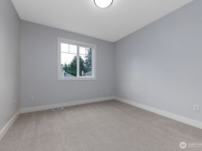 4921 Highland Court SE, Auburn WA 98092