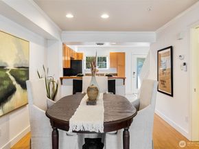 206 24th Avenue E, Seattle WA 98112