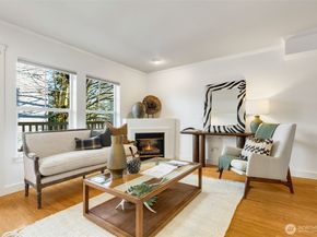 206 24th Avenue E, Seattle WA 98112