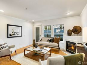 206 24th Avenue E, Seattle WA 98112