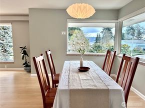 3744 NE 165th Street, Lake Forest Park WA 98155