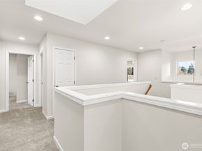 2017 NE 24th Place, Renton WA 98056