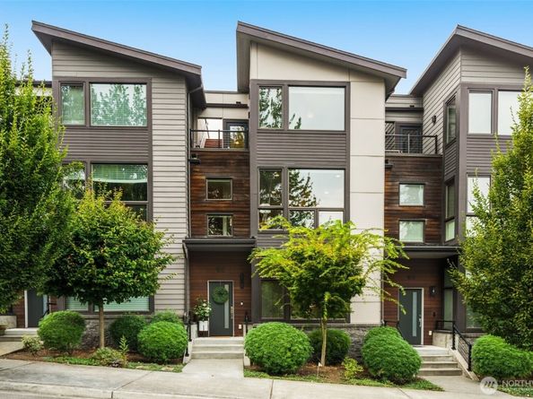 6454 NE 181st Street 102, Kenmore WA 98028