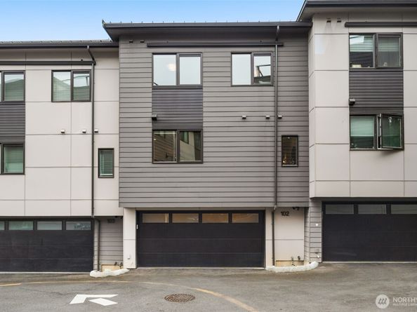 6454 NE 181st Street 102, Kenmore WA 98028
