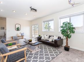 14636 46th Avenue S, Tukwila WA 98168