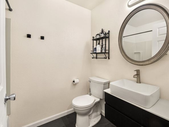12415 NE 130th Court H102, Kirkland WA 98034
