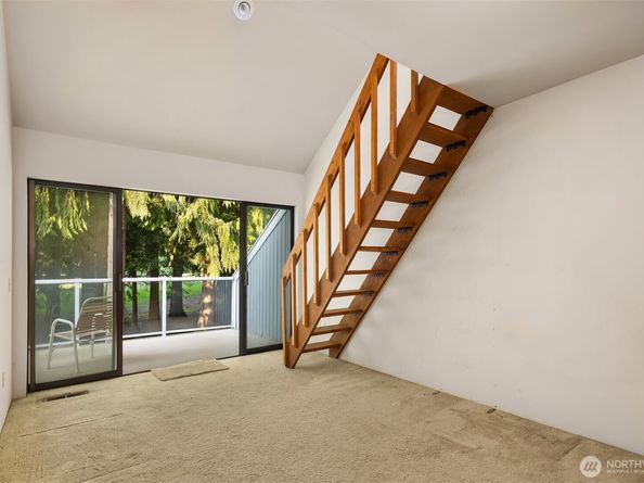 2449 209th Place NE, Sammamish WA 98074