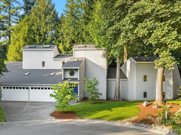 2449 209th Place NE, Sammamish WA 98074