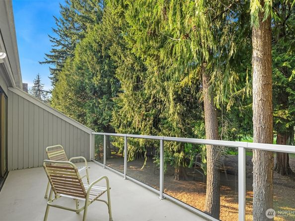 2449 209th Place NE, Sammamish WA 98074