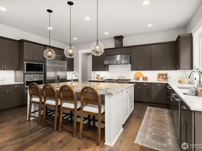 1646 106th Avenue SE, Bellevue WA 98004