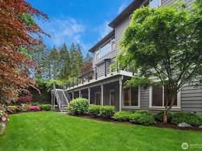 1646 106th Avenue SE, Bellevue WA 98004