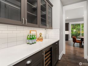1646 106th Avenue SE, Bellevue WA 98004