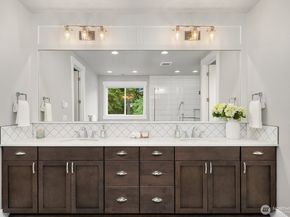 1646 106th Avenue SE, Bellevue WA 98004