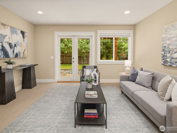 10334 46th Avenue NE, Seattle WA 98125