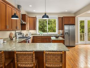 10334 46th Avenue NE, Seattle WA 98125