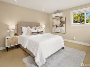10334 46th Avenue NE, Seattle WA 98125