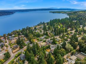 10334 46th Avenue NE, Seattle WA 98125