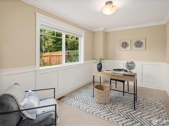 10334 46th Avenue NE, Seattle WA 98125