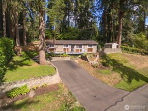 15717 180th Place NE, Woodinville WA 98072