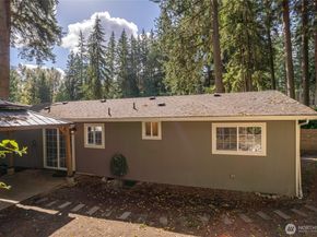 15717 180th Place NE, Woodinville WA 98072