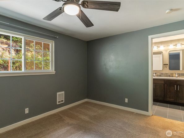 15717 180th Place NE, Woodinville WA 98072