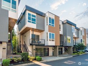 205 4th Court S 13, Kirkland WA 98033