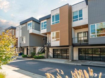 205 4th Court S
