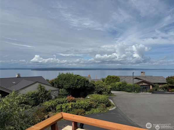 16906 13th Avenue NW, Shoreline WA 98177