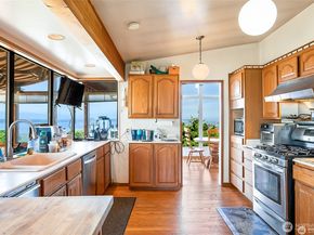 16906 13th Avenue NW, Shoreline WA 98177