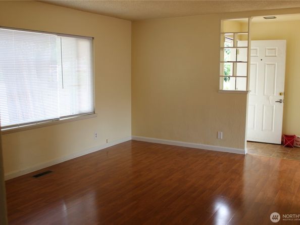 8555 S 120th Street, Seattle WA 98178