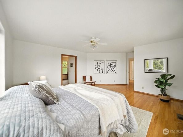 38332 Vista Key Drive NE, Hansville WA 98340
