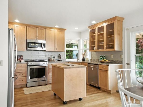 38332 Vista Key Drive NE, Hansville WA 98340