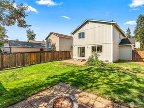 351 Stonewood Place, Bremerton WA 98310