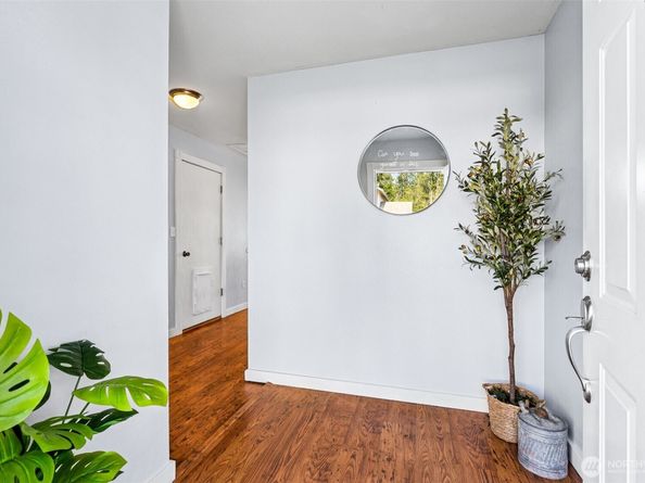 351 Stonewood Place, Bremerton WA 98310