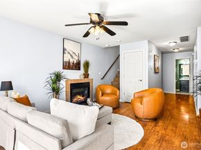 351 Stonewood Place, Bremerton WA 98310